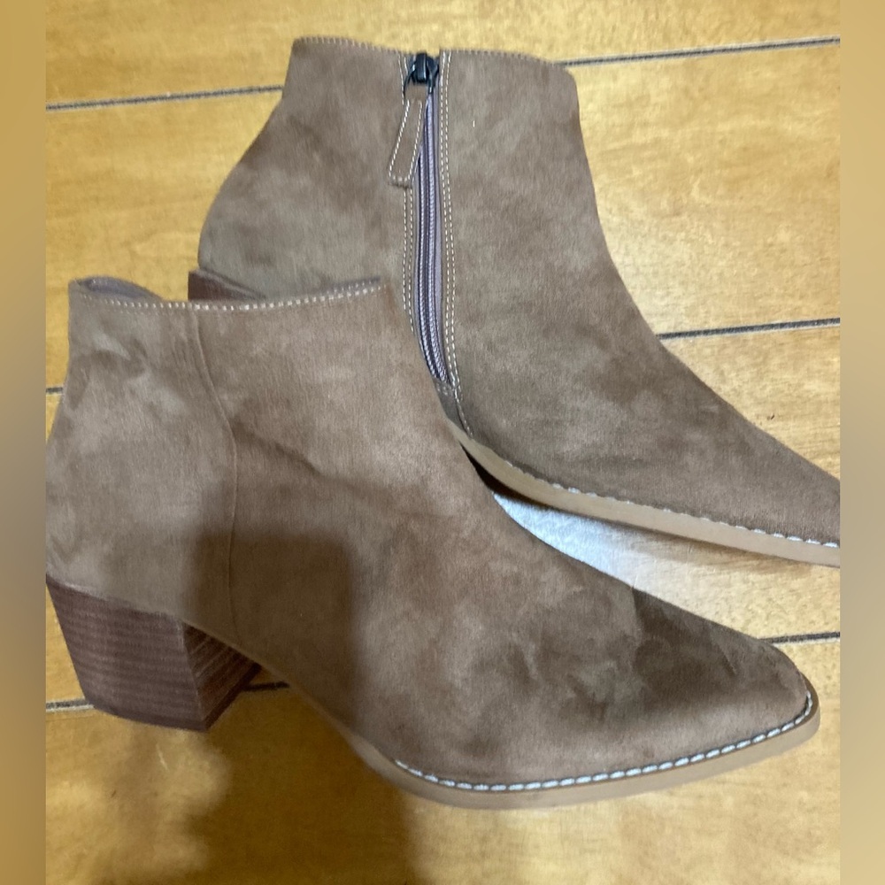 NWT Ladies Linea Paolo Nordstrom Size 9 Ankle Brown Boots - Picture 12 of 15